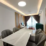 R&F Princess Cove Premium Home Stay 3Bed 2Bath